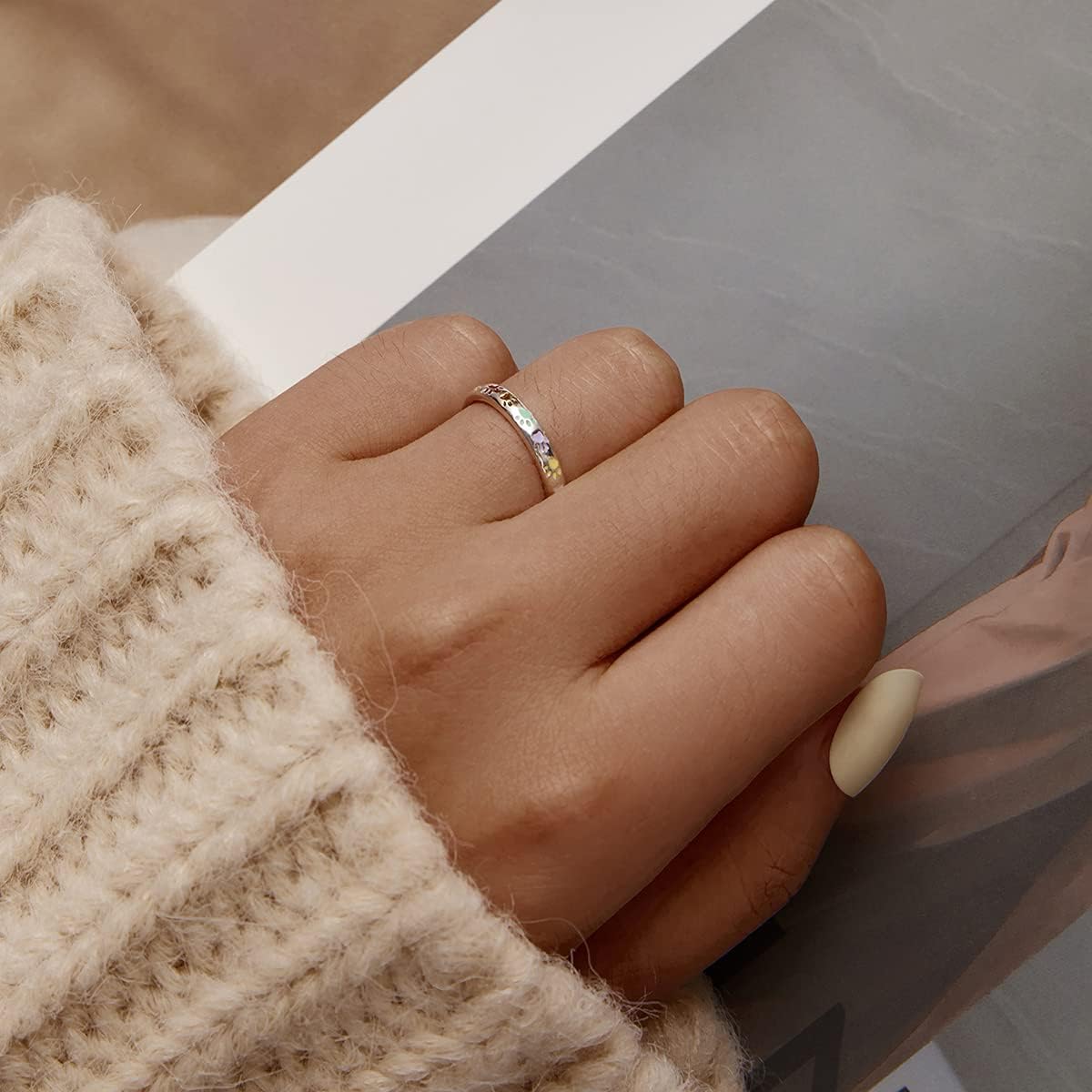 Sterling sølvring med poteformet design