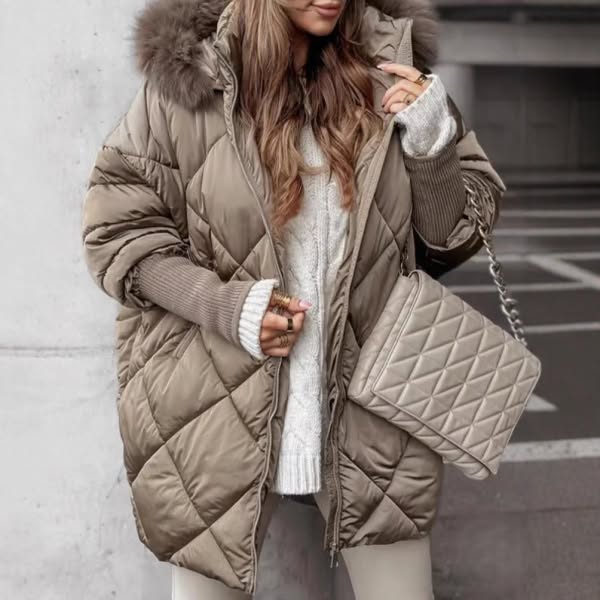 Rachel – Elegant frakke med rudemønster