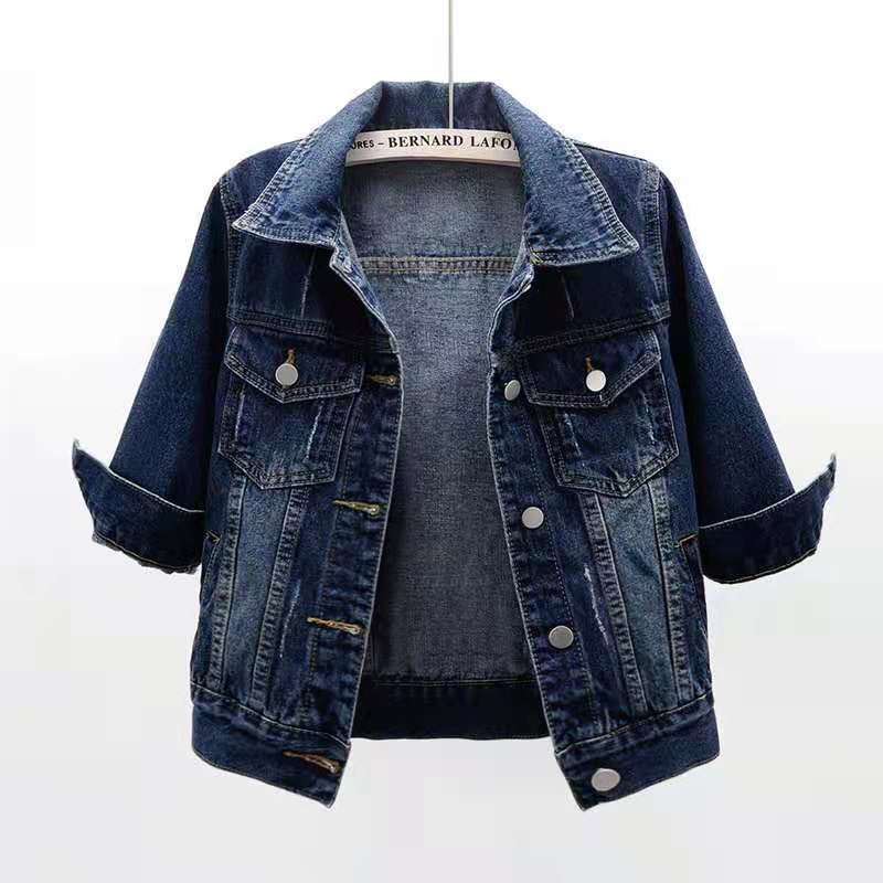 FEMKE | KLASSISK DENIMJAKKE