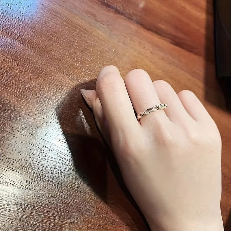 Snoet Elegance Ring | Sammen mod Brystkræft (1+1 GRATIS)
